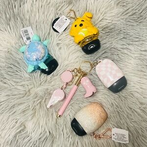 Bath & Body Works - PocketBac Holder & Sanitizer (Set of 4)